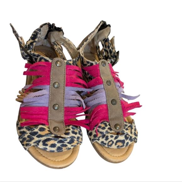 Vittorio D' Firenze Pink and Purple Cheetah Print Sandals with Fringe Women's 6 - Picture 2 of 9